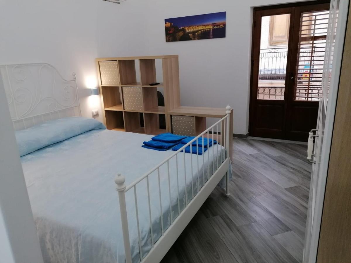 Case Vacanze Azzurra, Loredana E Trinacria Кастелламмаре-дель-Голфо Экстерьер фото