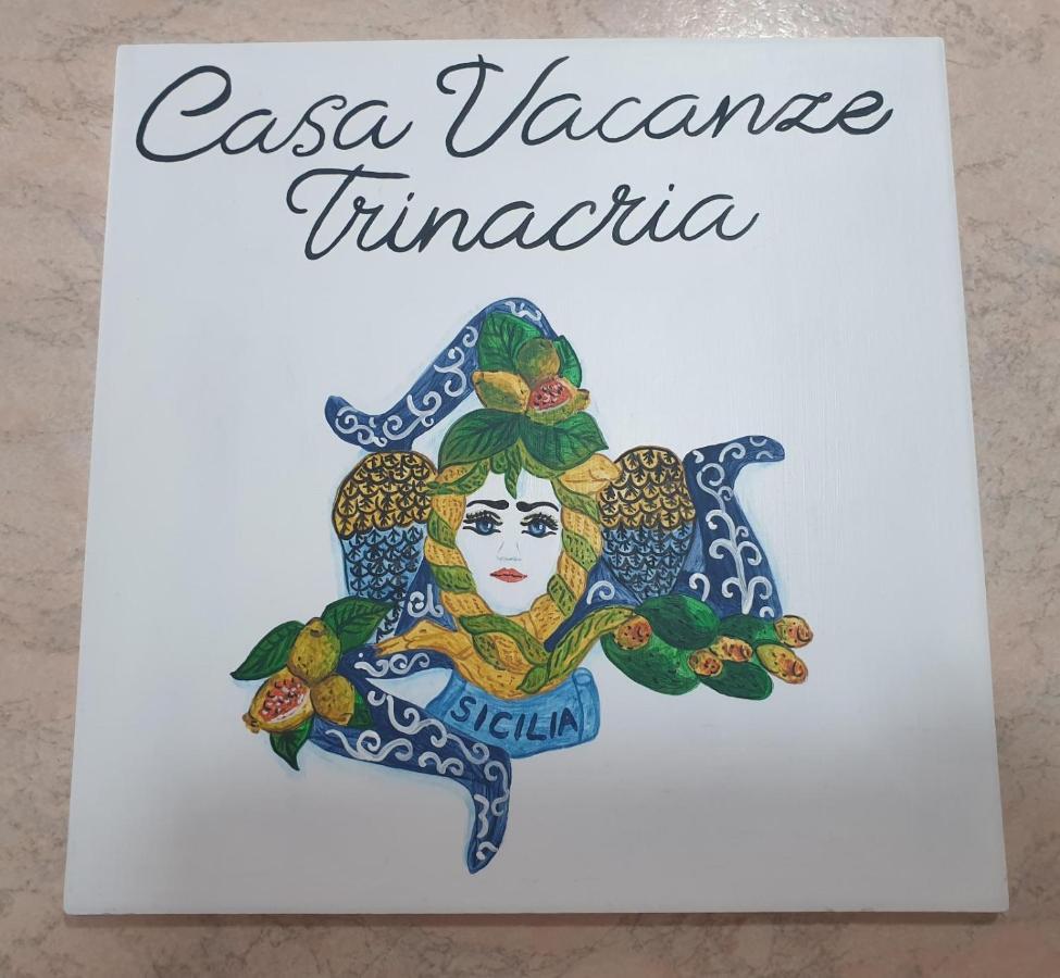Case Vacanze Azzurra, Loredana E Trinacria Кастелламмаре-дель-Голфо Экстерьер фото